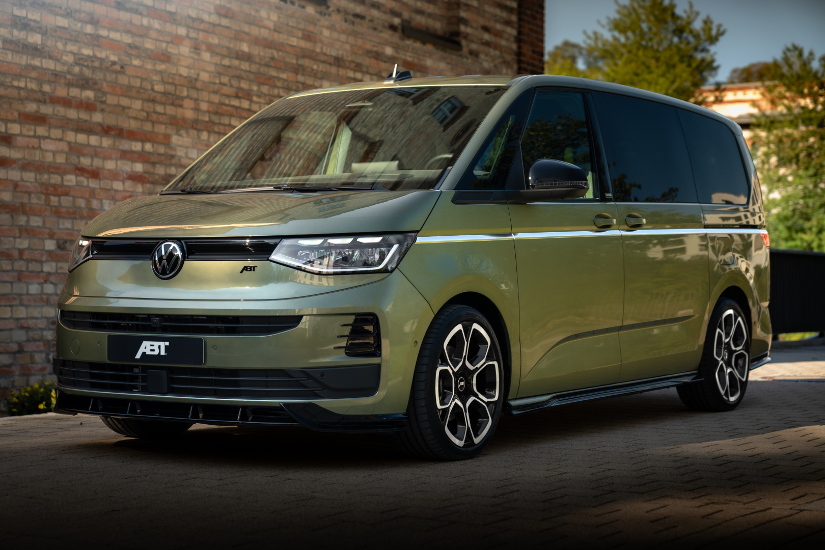 SMALL_ABT-VW-Mulitvan-20